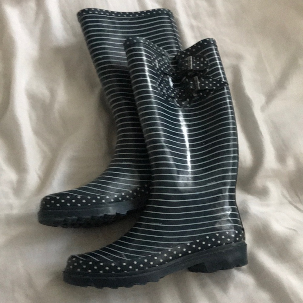 Rain boots